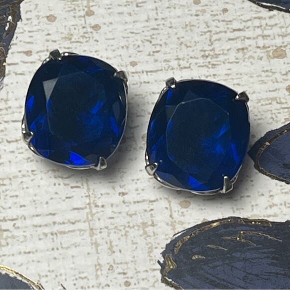 Vintage 1980s Large Oversized Runway Faceted Sparkling Sapphire Blue Earrings D3 - Picture 5 of 8